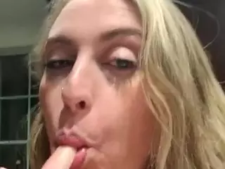 alyjeanne0420's Live Sex Cam Show