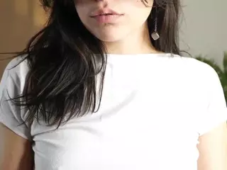 CoventinaBeese's Live Sex Cam Show