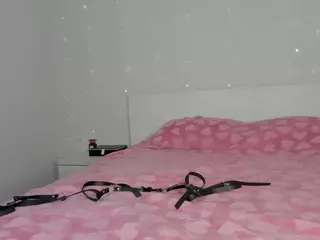 Crystal-Charm's Live Sex Cam Show