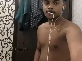 cumboi7771k's Live Sex Cam Show