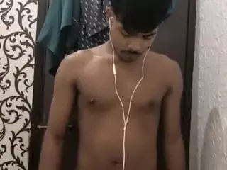cumboi7771k's Live Sex Cam Show