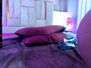 emma-arias's Live Sex Cam Show