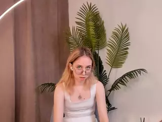 LinetteHartill's Live Sex Cam Show