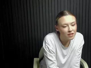 Gwen's Live Sex Cam Show