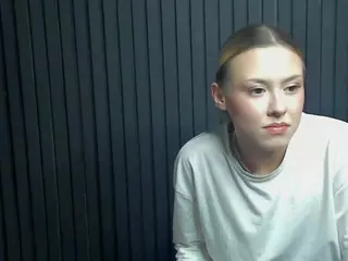 Gwen's Live Sex Cam Show