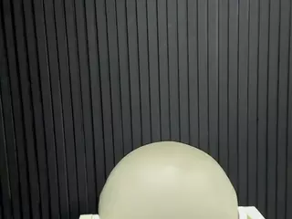 Gwen's Live Sex Cam Show