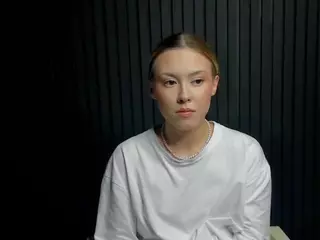 Gwen's Live Sex Cam Show