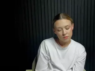 Gwen's Live Sex Cam Show