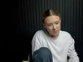 Gwen's Live Sex Cam Show
