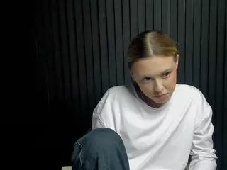 Gwen's Live Sex Cam Show