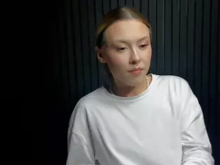 Gwen's Live Sex Cam Show