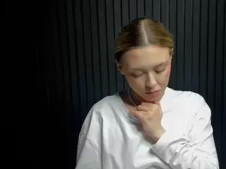 Gwen's Live Sex Cam Show