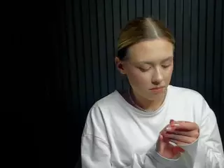 Gwen's Live Sex Cam Show
