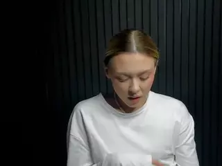 Gwen's Live Sex Cam Show