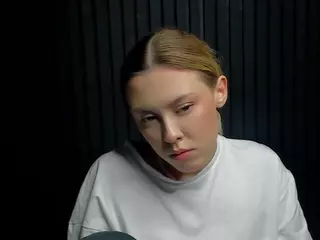 Gwen's Live Sex Cam Show