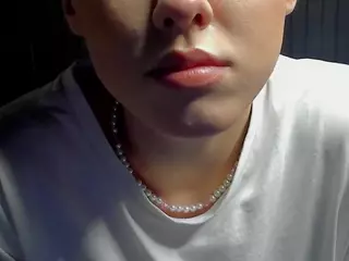 Gwen's Live Sex Cam Show