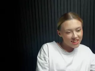 Gwen's Live Sex Cam Show