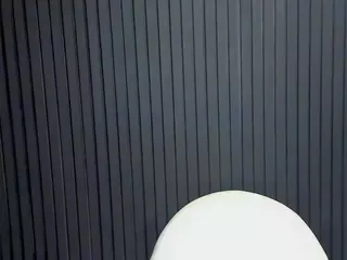 Gwen's Live Sex Cam Show