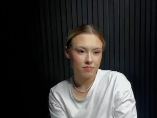 Gwen's Live Sex Cam Show