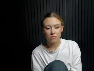 Gwen's Live Sex Cam Show