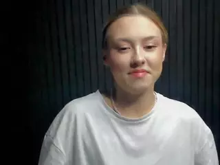Gwen's Live Sex Cam Show