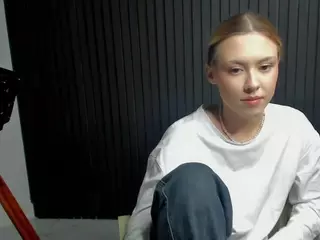 Gwen's Live Sex Cam Show
