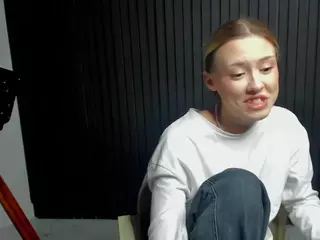 Gwen's Live Sex Cam Show
