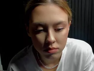 Gwen's Live Sex Cam Show