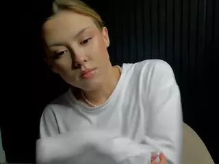 Gwen's Live Sex Cam Show
