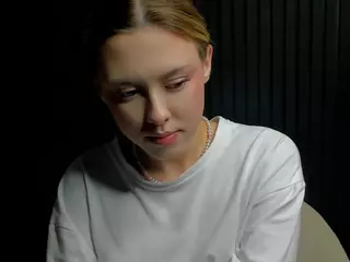 Gwen's Live Sex Cam Show