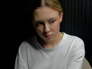 Gwen's Live Sex Cam Show