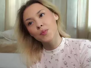 Gwen's Live Sex Cam Show