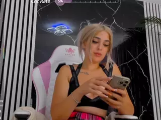 missdiamondava's Live Sex Cam Show