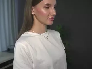 PrimroseAlliston's Live Sex Cam Show