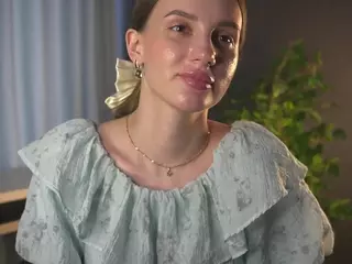 PrimroseAlliston's Live Sex Cam Show