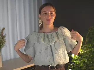 PrimroseAlliston's Live Sex Cam Show