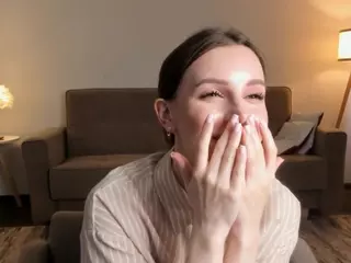PrimroseAlliston's Live Sex Cam Show