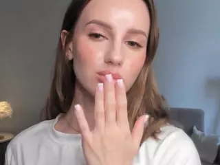 PrimroseAlliston's Live Sex Cam Show