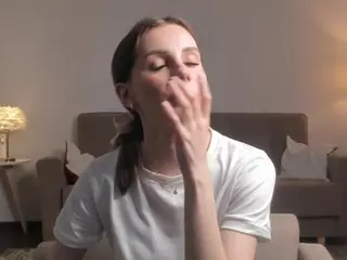 PrimroseAlliston's Live Sex Cam Show