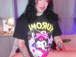 Scarlet's Live Sex Cam Show