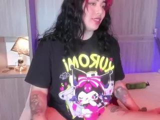 Scarlet's Live Sex Cam Show