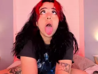 Scarlet's Live Sex Cam Show