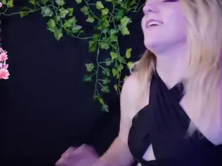 RubyRogu3's Live Sex Cam Show