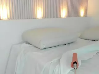 Violet-Roux's Live Sex Cam Show