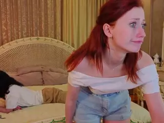 WiloneClutter's Live Sex Cam Show