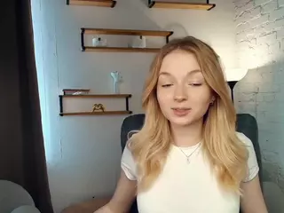 EdinaCroswell's Live Sex Cam Show