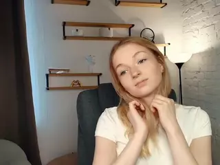 EdinaCroswell's Live Sex Cam Show