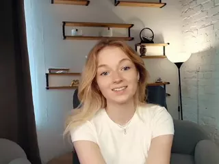 EdinaCroswell's Live Sex Cam Show