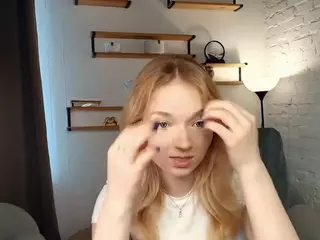 EdinaCroswell's Live Sex Cam Show