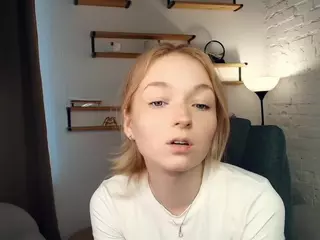 EdinaCroswell's Live Sex Cam Show